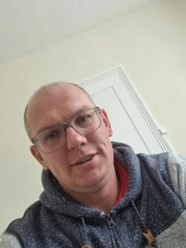 Profil de Hilal, 38 ans, Rencontre Libertine à Bühler (Appenzell Rhodes-Extérieures)