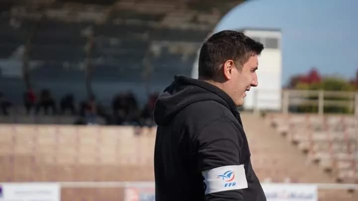 Profil de Aaron, 32 ans, Rencontre Libertine à Champ-du-Moulin (Neuchâtel)