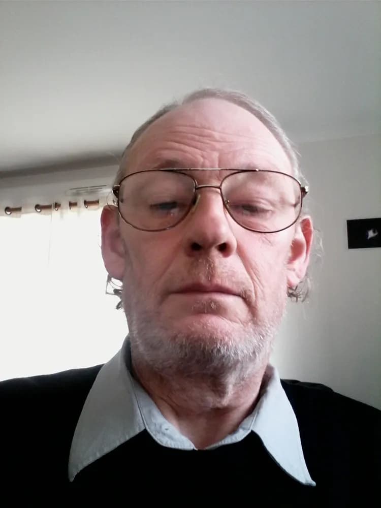 Profil de Lenzo, 35 ans, Rencontre Libertine à Augio (Grisons)