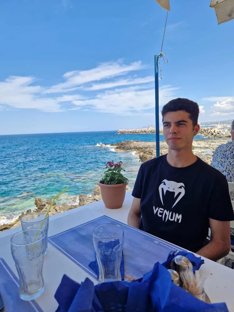 Profil de Tom, 41 ans, Rencontre Libertine à Lampenberg (Bâle-Campagne)