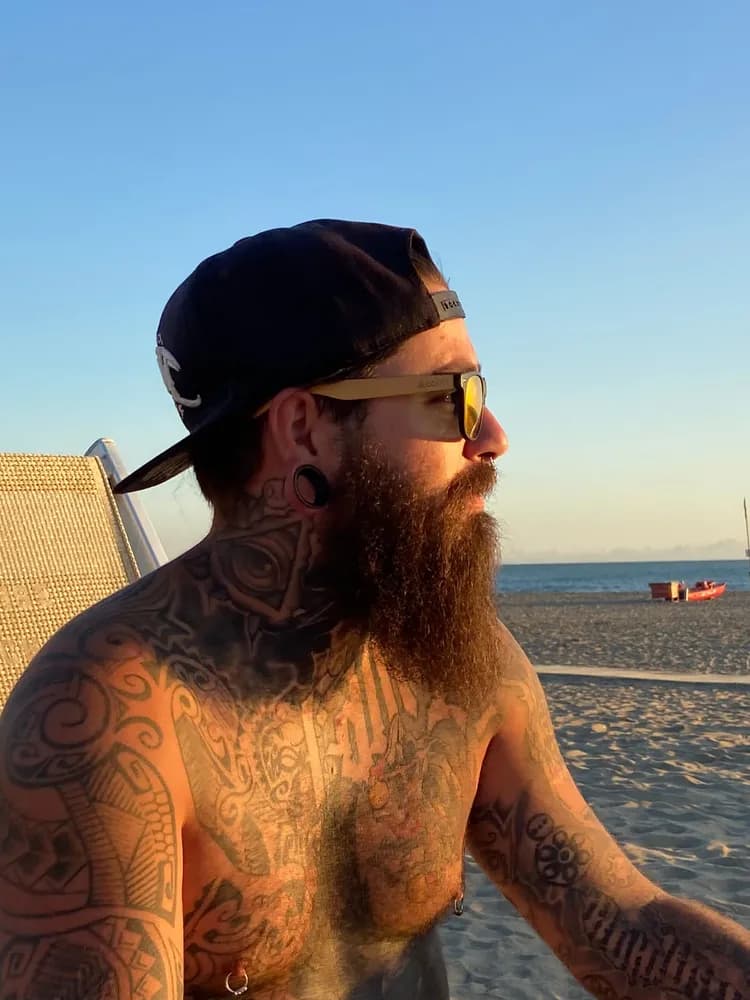 Profil de Andrew, 39 ans, Rencontre Libertine à Saulcy (Jura)