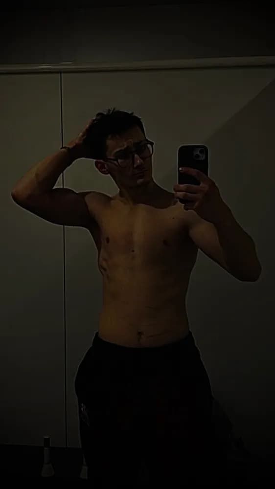 Profil de Eliam, 26 ans, Rencontre Libertine à Täsch (Valais)