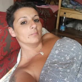 Profil de Elizabeth, 39 ans, Rencontre Libertine à Alvaschein (Grisons)