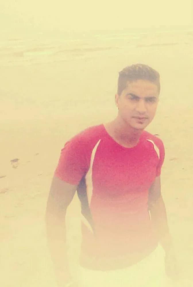 Profil de Ezéchiel, 25 ans, Rencontre Libertine à Hüntwangen (Zurich)