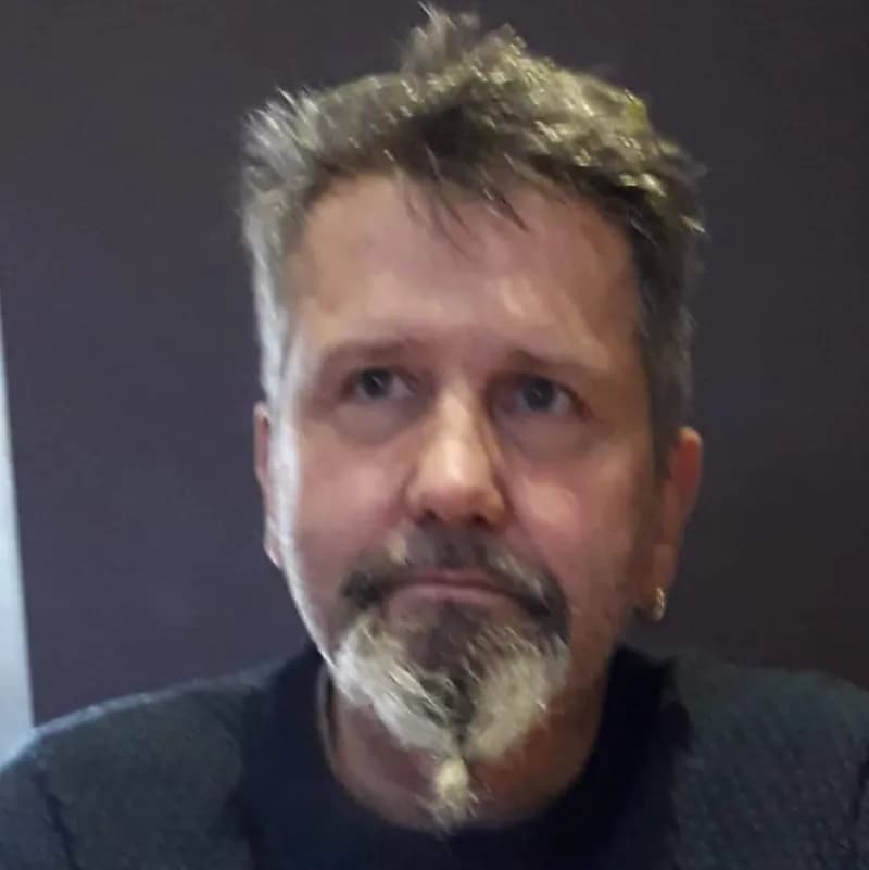 Profil de Ezzio, 25 ans, Rencontre Libertine à Bremgarten AG (Argovie)