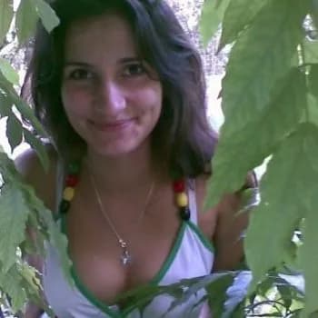 Profil de Yamina, 39 ans, Rencontre Libertine à Chanéaz (Vaud)