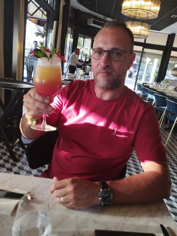 Profil de Eyden, 27 ans, Rencontre Libertine à Engelberg (Uri)