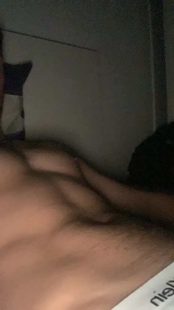 Profil de Leeroy, 31 ans, Rencontre Libertine à Kleinlützel (Soleure)