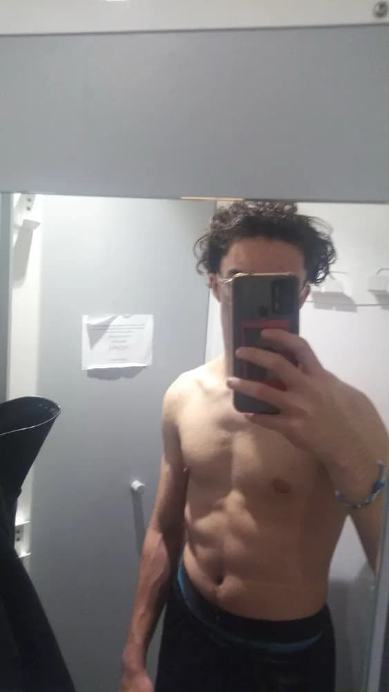 Profil de Dorian, 42 ans, Rencontre Libertine à Studen SZ (Schwytz)