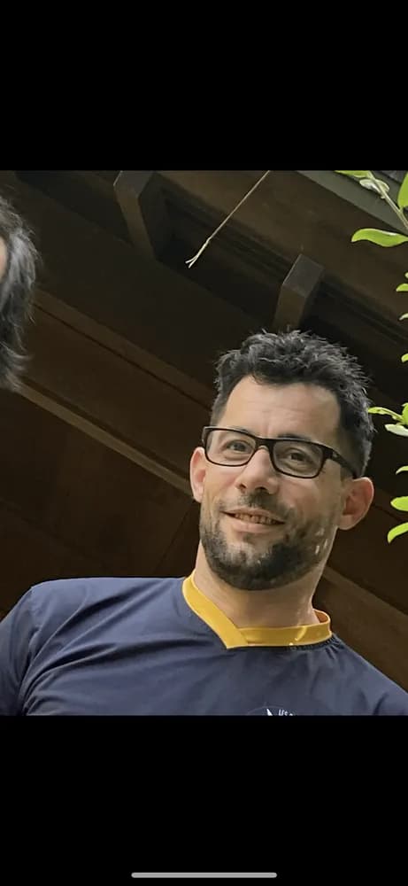 Profil de Kingsley, 36 ans, Rencontre Libertine à Kleinlützel (Soleure)