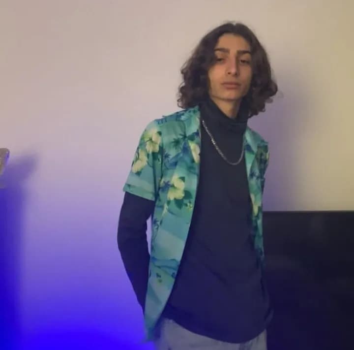 Profil de Joao, 27 ans, Rencontre Libertine à St-Séverin (Valais)