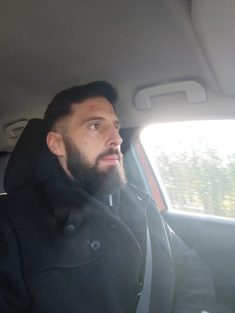 Profil de Suleyman, 43 ans, Rencontre Libertine à Rhäzüns (Grisons)