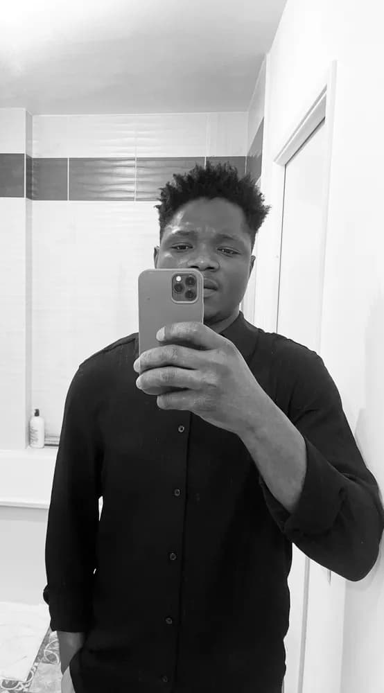 Profil de Scott, 39 ans, Rencontre Libertine à Bürglen OW (Obwald)