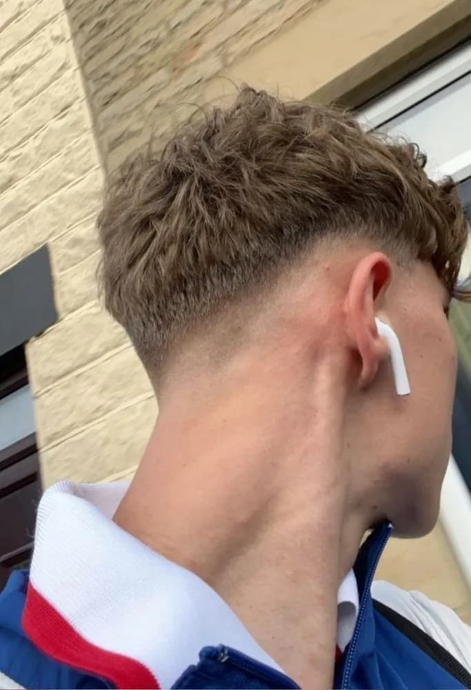 Profil de Christ, 37 ans, Rencontre Libertine à Weissenburg (Berne)