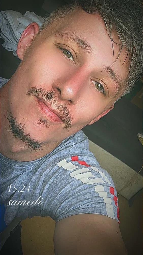 Profil de Lionel, 29 ans, Rencontre Libertine à Sullens (Vaud)