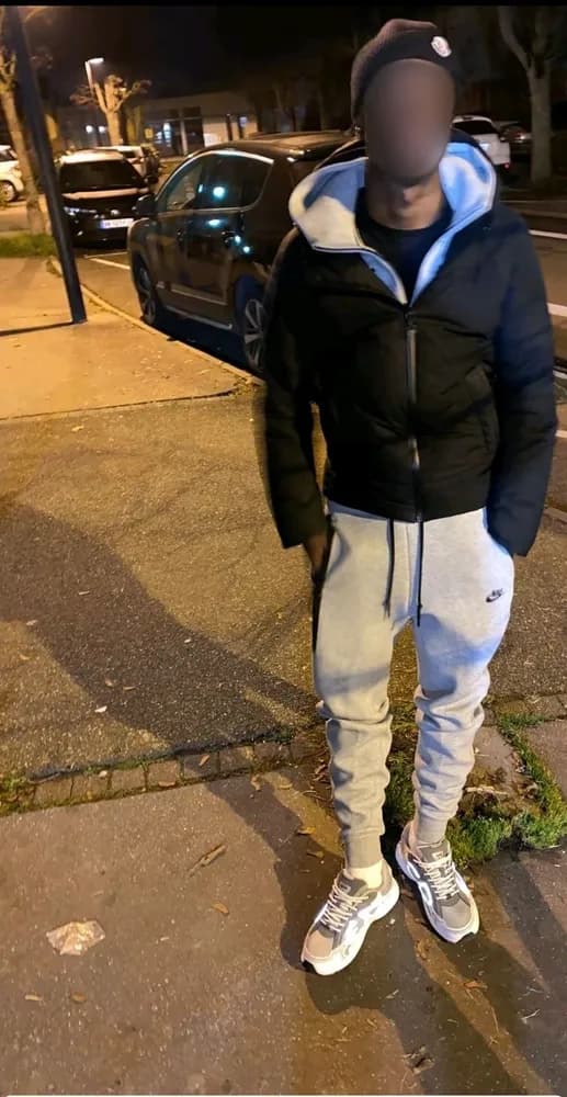 Profil de Curtis, 36 ans, Rencontre Libertine à Näfels (Glaris)