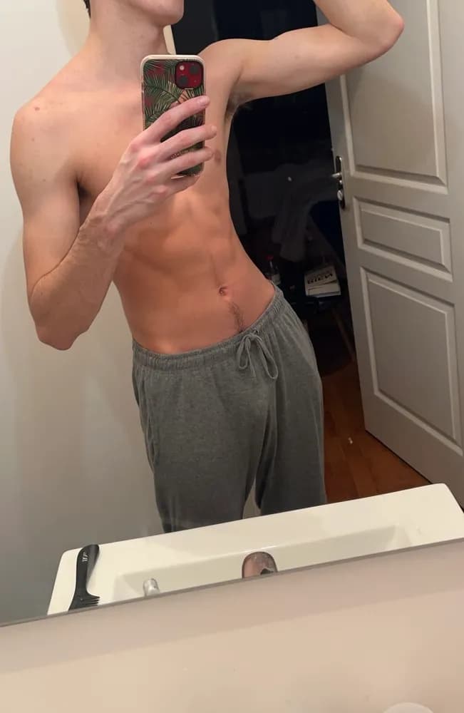 Profil de France, 27 ans, Rencontre Libertine à Cassina d'Agno (Tessin)