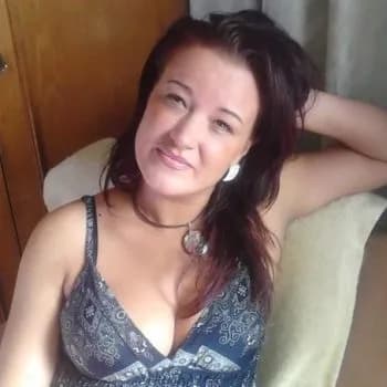 Profil de Charlène, 28 ans, Rencontre Libertine à Weisstannen (Saint-Gall)