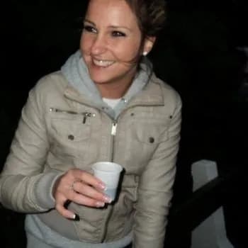 Profil de Nesrine, 39 ans, Rencontre Libertine à Blessens (Fribourg)