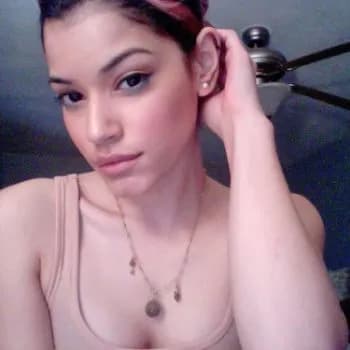 Profil de Kheira, 37 ans, Rencontre Libertine à Hersiwil (Soleure)