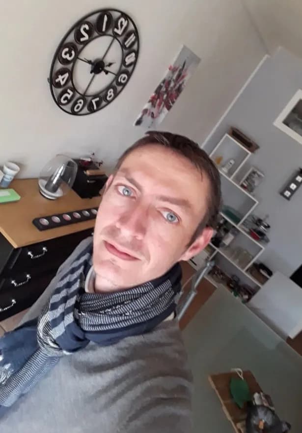 Profil de Ihsan, 29 ans, Rencontre Libertine à Laax GR (Grisons)