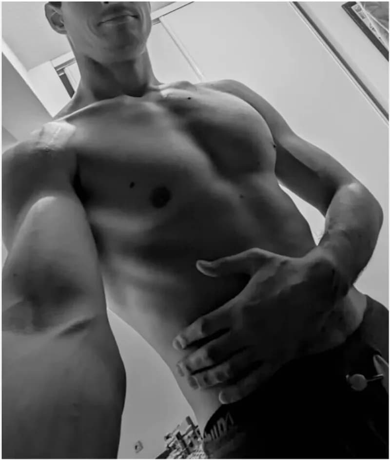 Profil de Yacoub, 31 ans, Rencontre Libertine à Chêne-Bourg (Genève)