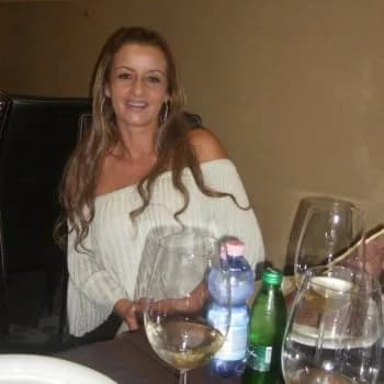 Profil de Téa, 36 ans, Rencontre Libertine à Brot-Plamboz (Neuchâtel)