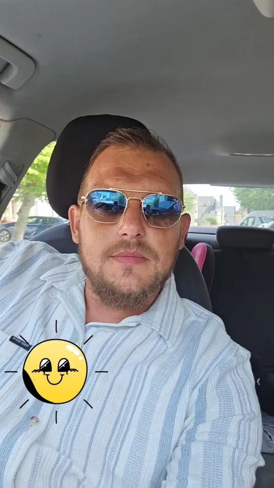 Profil de Lenzo, 29 ans, Rencontre Libertine à Seiry (Fribourg)