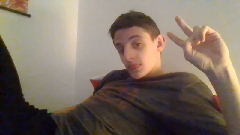 Profil de Azad, 24 ans, Rencontre Libertine à Bullet (Vaud)