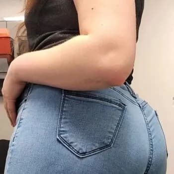 Profil de Hind, 30 ans, Rencontre Libertine à Disentis/Mustér (Grisons)