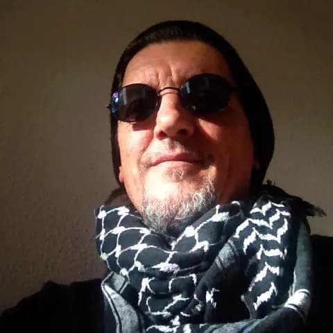 Profil de Hedi, 40 ans, Rencontre Libertine à La Rösa (Grisons)