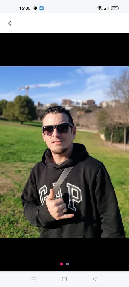 Levi - Rencontre Libertine à Harenwilen Profil de Levi, 36 ans, Rencontre Libertine à Harenwilen (Thurgovie)